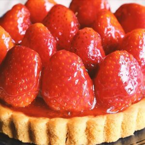 Easy and delicious strawberry tart recipe